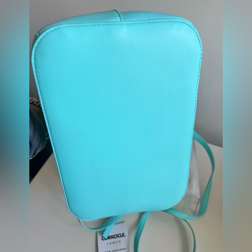 Corkcicle Adair Aqua Insulated Crossbody Lunch Bag - Picture 7 of 7